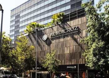 ¡Conoce el nuevo convenio entre el Círculo de Periodistas de Santiago y los hoteles Almacruz y Santa Cruz!